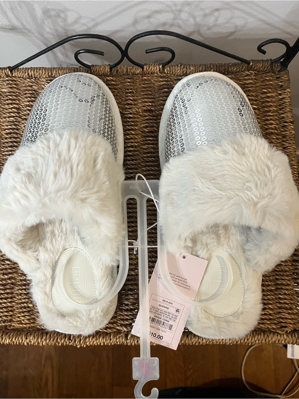 Sequin Faux Fur Slide Slippers - Silver/White - size 7/8